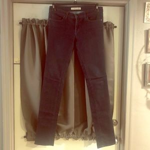 EUC J Brand skinny jeans 28